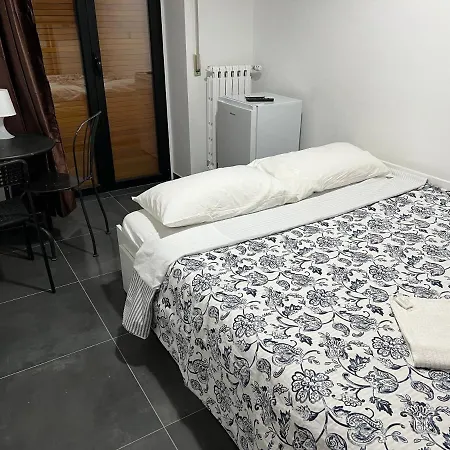 Capruzzi 240 Guest house