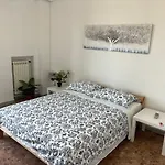 Capruzzi 240 بيت ضيافة باري