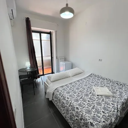 Πανσιόν Capruzzi 240